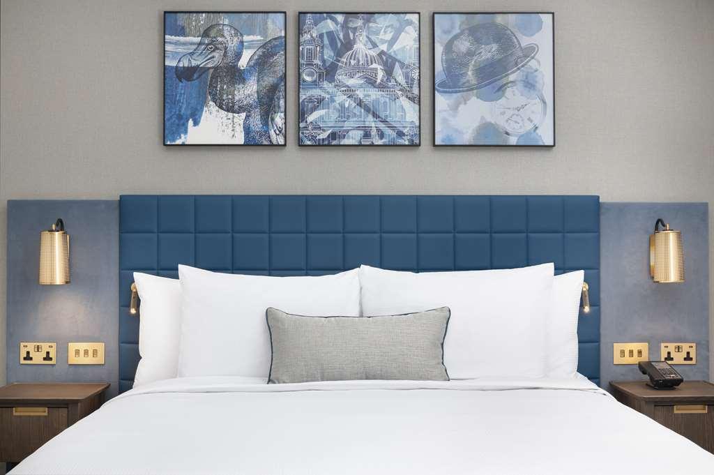 Lost Property St Pauls London, Curio Collection By Hilton الغرفة الصورة